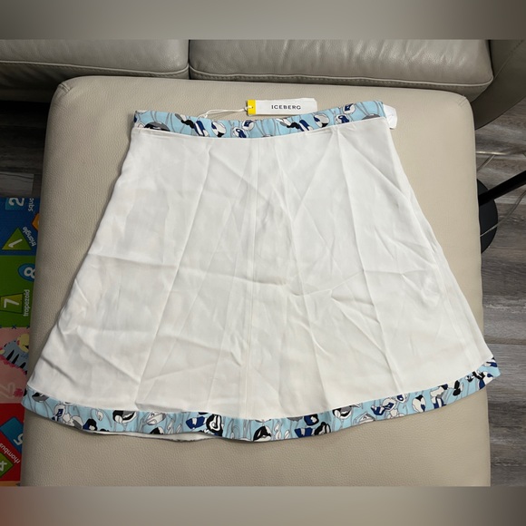 NWT - Iceberg Women’s 100% Silk Mini Skirt - EU 46/ US 31 - Picture 2 of 6